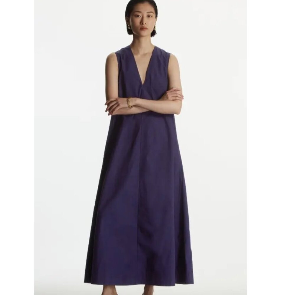 COS cotton V neck maxi dress Navy Size 4
